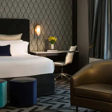 The Allegro Royal Sonesta Loop 4*