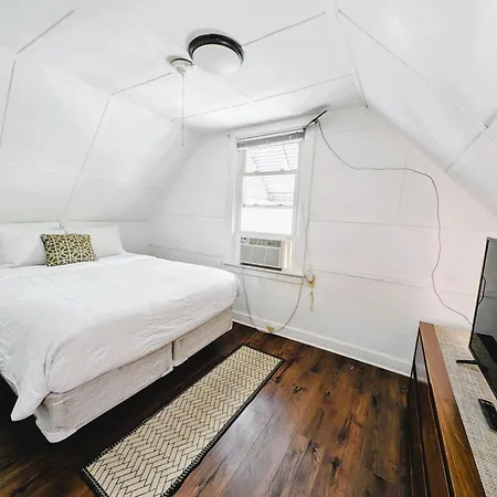 The Avondale Attic *