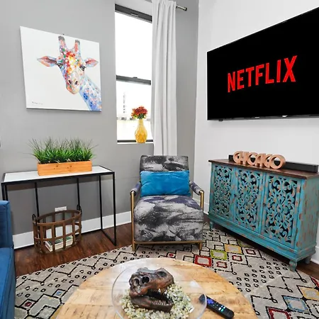 Apartment Spacious 420-friendly 2br Retreat Near Mccormick Place, Grant Park And Soldier Field *