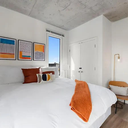 Brand New 4br In Heart Of