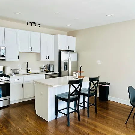 Harmony Near The Lake, Modern 3 Bed 2 Bath Chicago