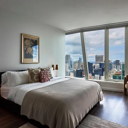 Apartment Lux Apts With Views And Amenities