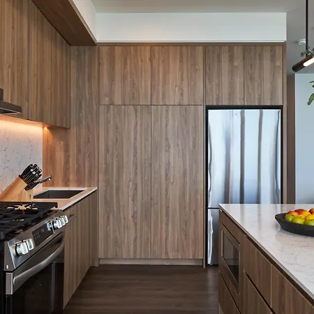 Apartment Lux Apts With Views And Amenities