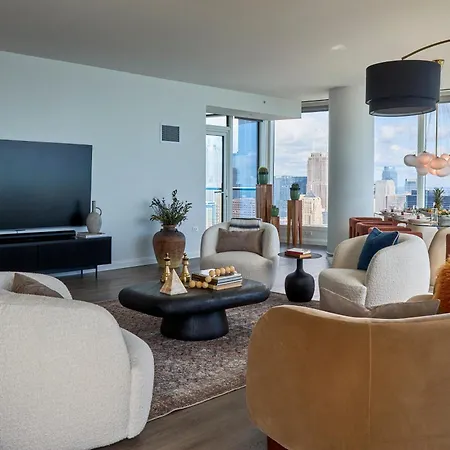 Apartment Lux Apts With Views And Amenities Chicago