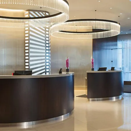 Downtown, Autograph Collection Hotel 4*