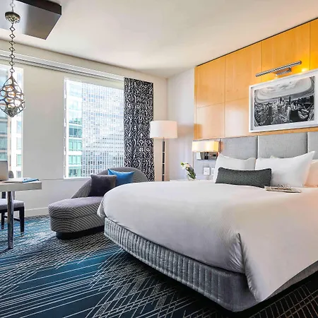 Hotel Sofitel Magnificent Mile