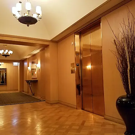 The Buckingham Hotel 3*