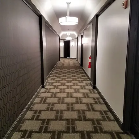 The Buckingham Hotel 3*