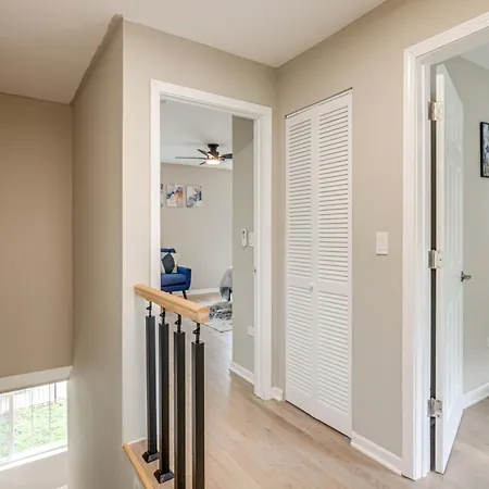 2 Mi To South Shore Beach: Urban Retreat W/ Yard * Chicago