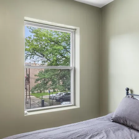 3835 W North #2 Homestay Chicago