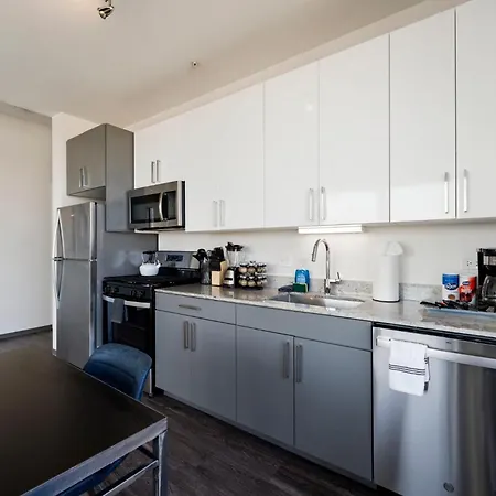 2br Loft Amazing Glass Views * Chicago
