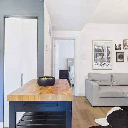 Apartment 2br With Soaking Tub Just 10 Min To Downtown