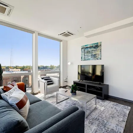 2br Loft Amazing Glass Views *