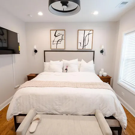 Luxury Stylish 3br Minutes From Downtown
