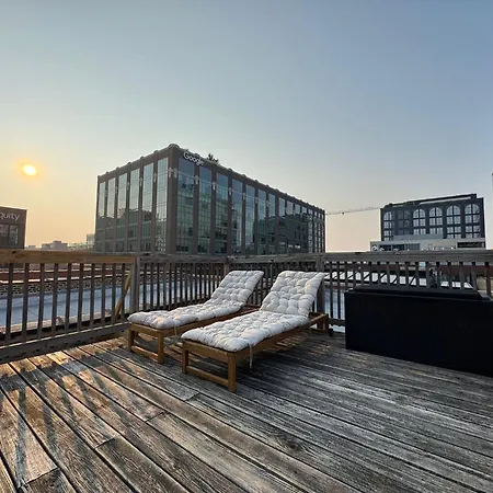 Apartment Huge! 3 King Bedrooms With Private Rooftop Lounge On Fulton Market Chicago