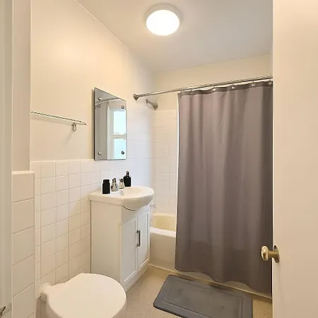 1br Gold Coast Vintage Gem - Sp 1700