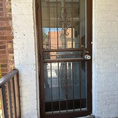 Prime Location - Cozy 3bd Near Downtown! Free Parking & Fast Wifi! * Chicago