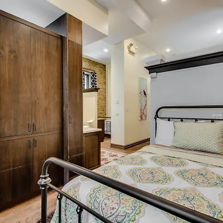 Inn The Golden Arm (adults Only) Chicago