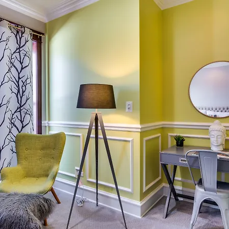 The Golden Arm (adults Only) 2* Chicago