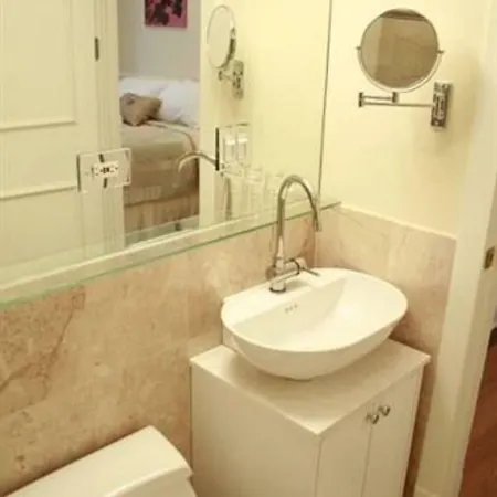 The Golden Arm (adults Only) Inn 2*