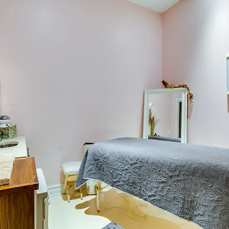 The Golden Arm (adults Only) 2* Chicago