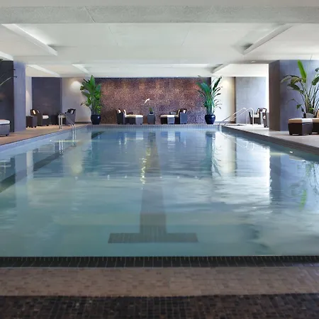 Trump International & Tower Hotel 5*
