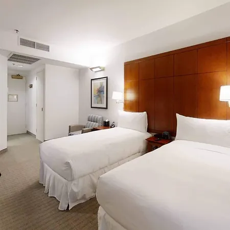 Hotel Loop 4*
