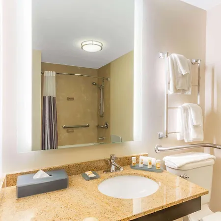 La Quinta & By Wyndham Downtown Hotel 3*