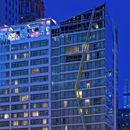 Thewit Chicago, A Hilton 4* Chicago
