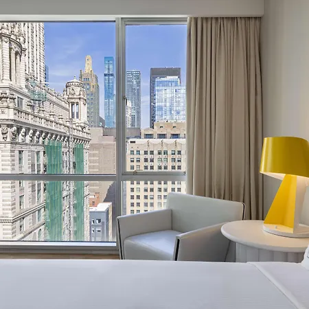 Hotel Thewit Chicago, A Hilton 4*