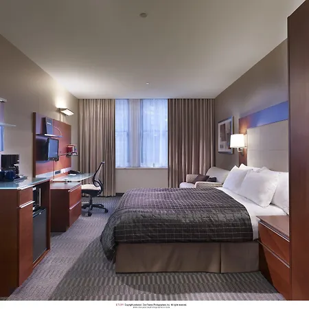 River Hotel 4*