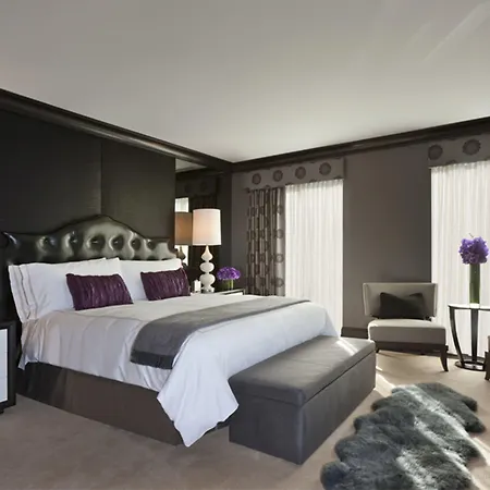 Waldorf Astoria Hotel 5*