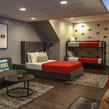 Hostel Getaway Chicago