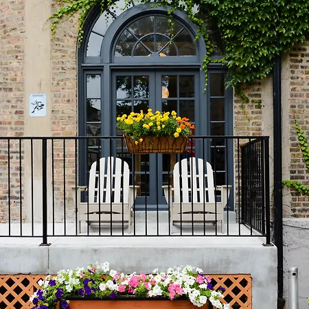 Getaway Hostel Chicago