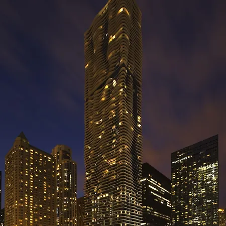 Radisson Blu Aqua Hotel, Chicago