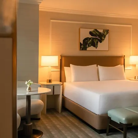 Fairmont Millennium Park Hotel 4*