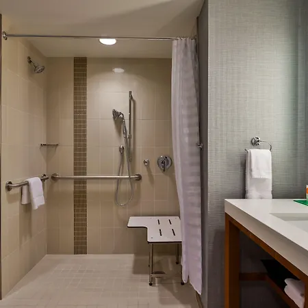 Hyatt Place River North 3*