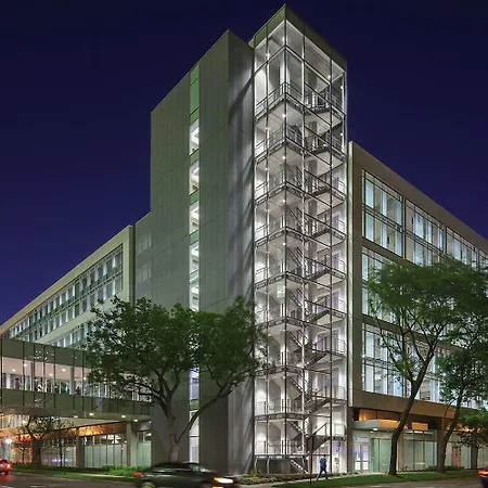 Hyatt Place Chicago-south/university Medical Center 3*