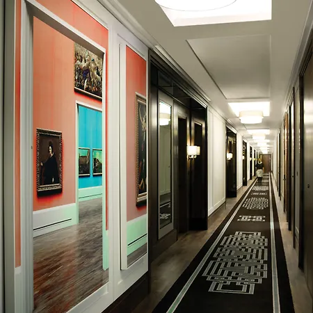 The Langham 5*