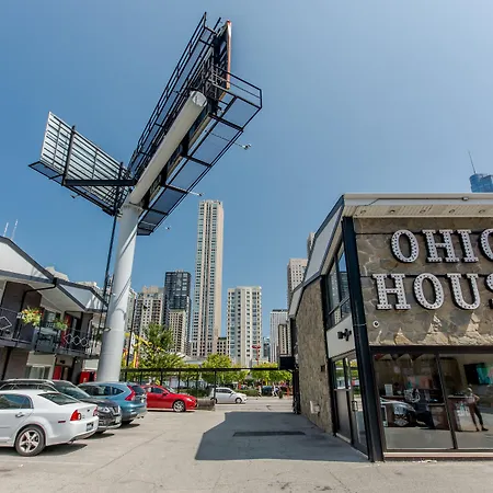 Motel Ohio House