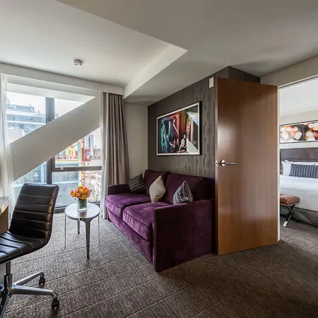 Hotel The Godfrey