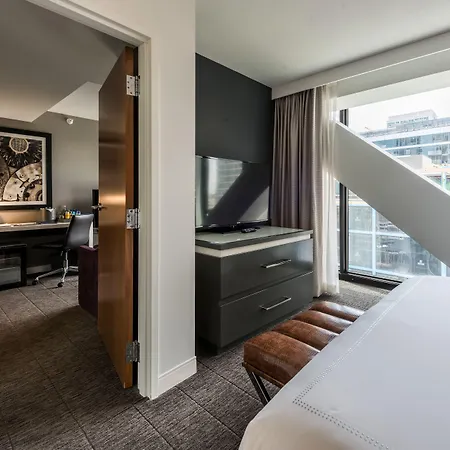 Hotel The Godfrey 4*