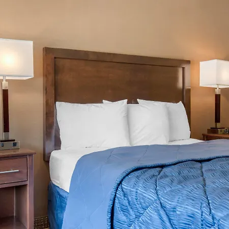 Inn Rodeway North Shore - Lincolnwood 3*