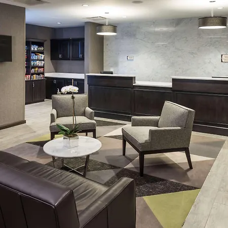 Hotel Homewood By Hilton Downtown - Magnificent Mile 3*