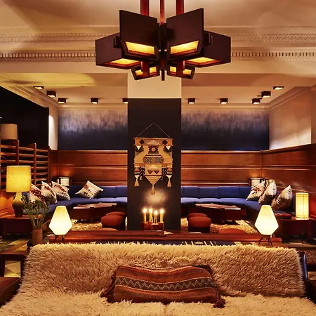 Hotel Freehand