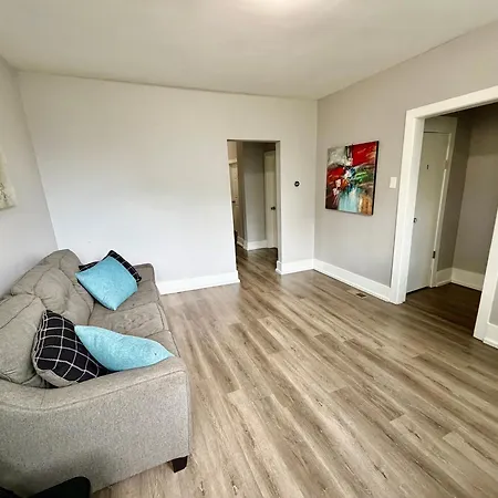 Beautiful Near Downtwon - Free Parking! *