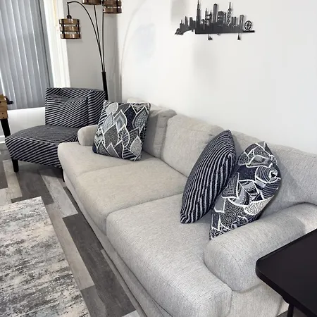 Apartment Stylish 2bedroom W Games & Free Parking *