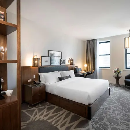 Londonhouse Chicago, Curio Collection By Hilton Chicago
