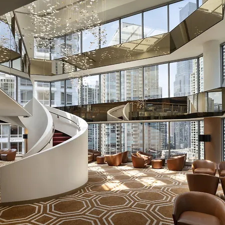 Hotel By Marriott Downtown Magnificent Mile 3*