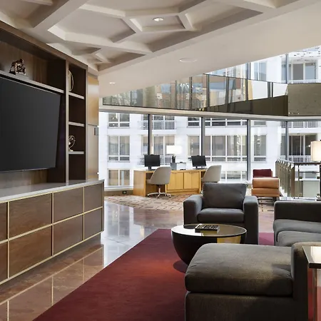 By Marriott Downtown Magnificent Mile 3* Chicago